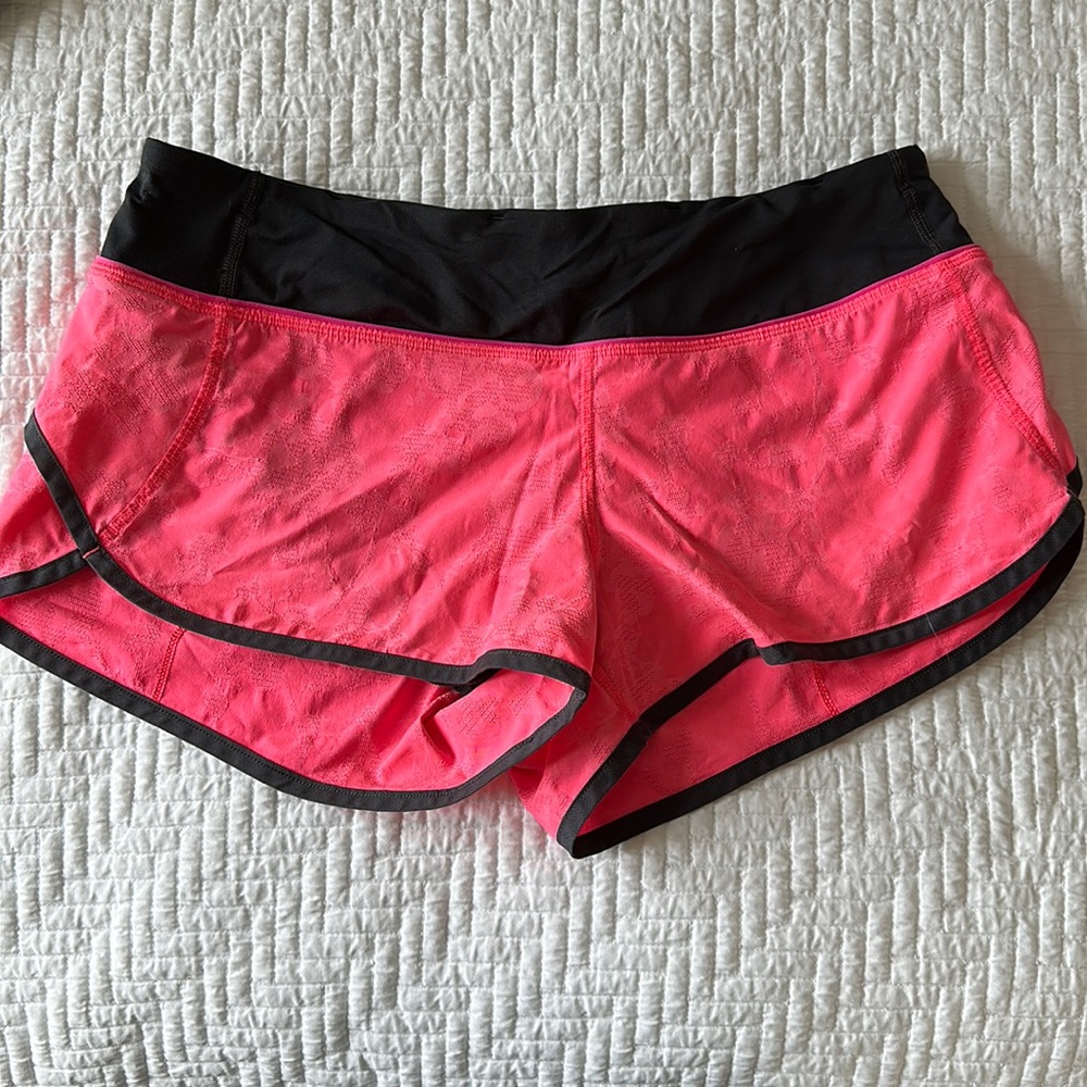 Lululemon speed shorts size 6